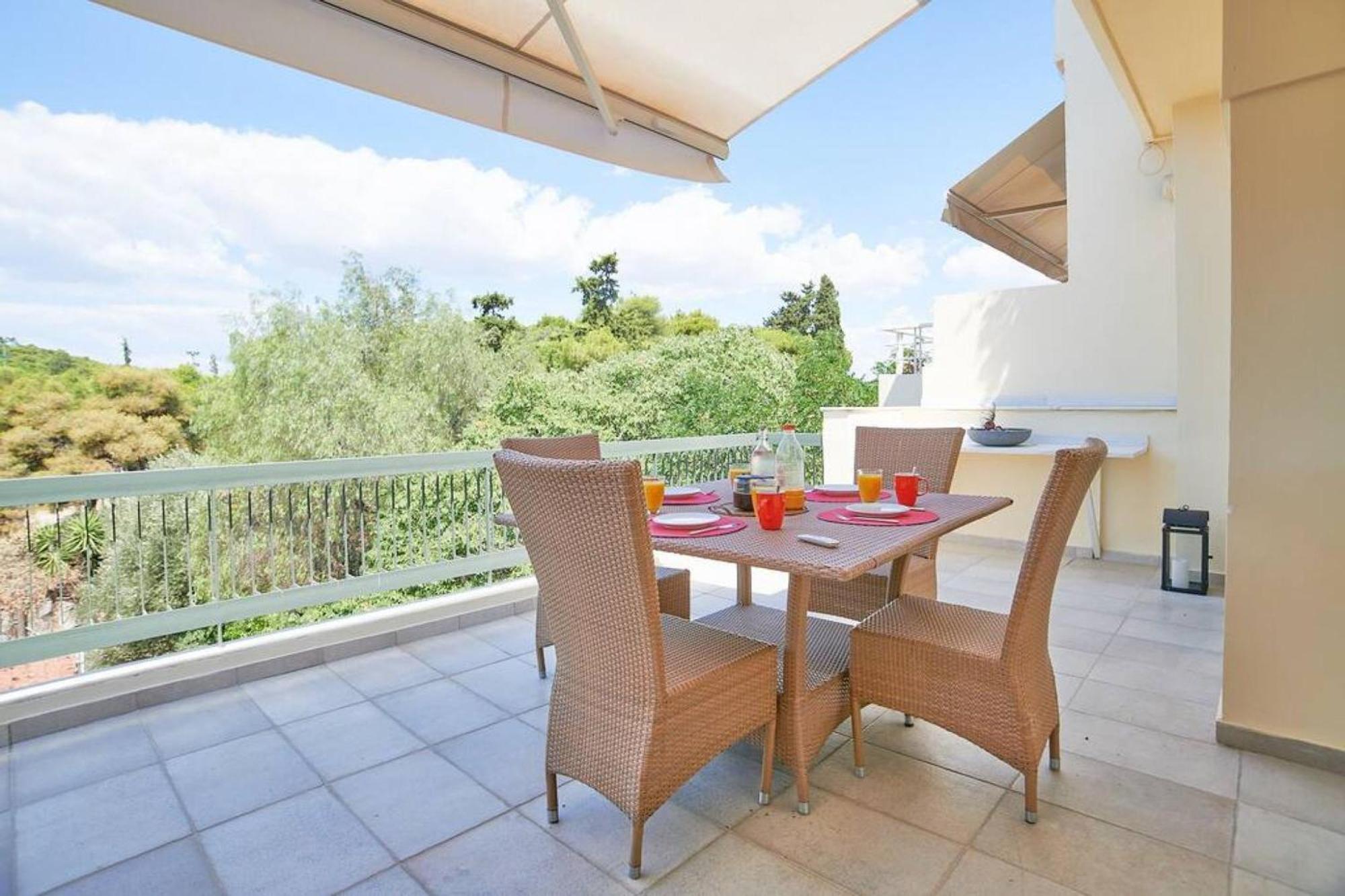 Διαμέρισμα Pristine Penthouse With A Spacious Balcony View